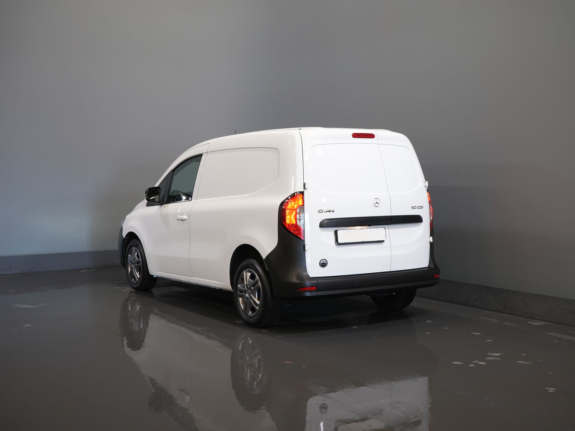 Mercedes-Benz Citan Furgonetă 110 CDI Automată 3 locuri / Încălzire scaune / CarPlay / Cameră / PDC / Cruise Control / Aer condiționat