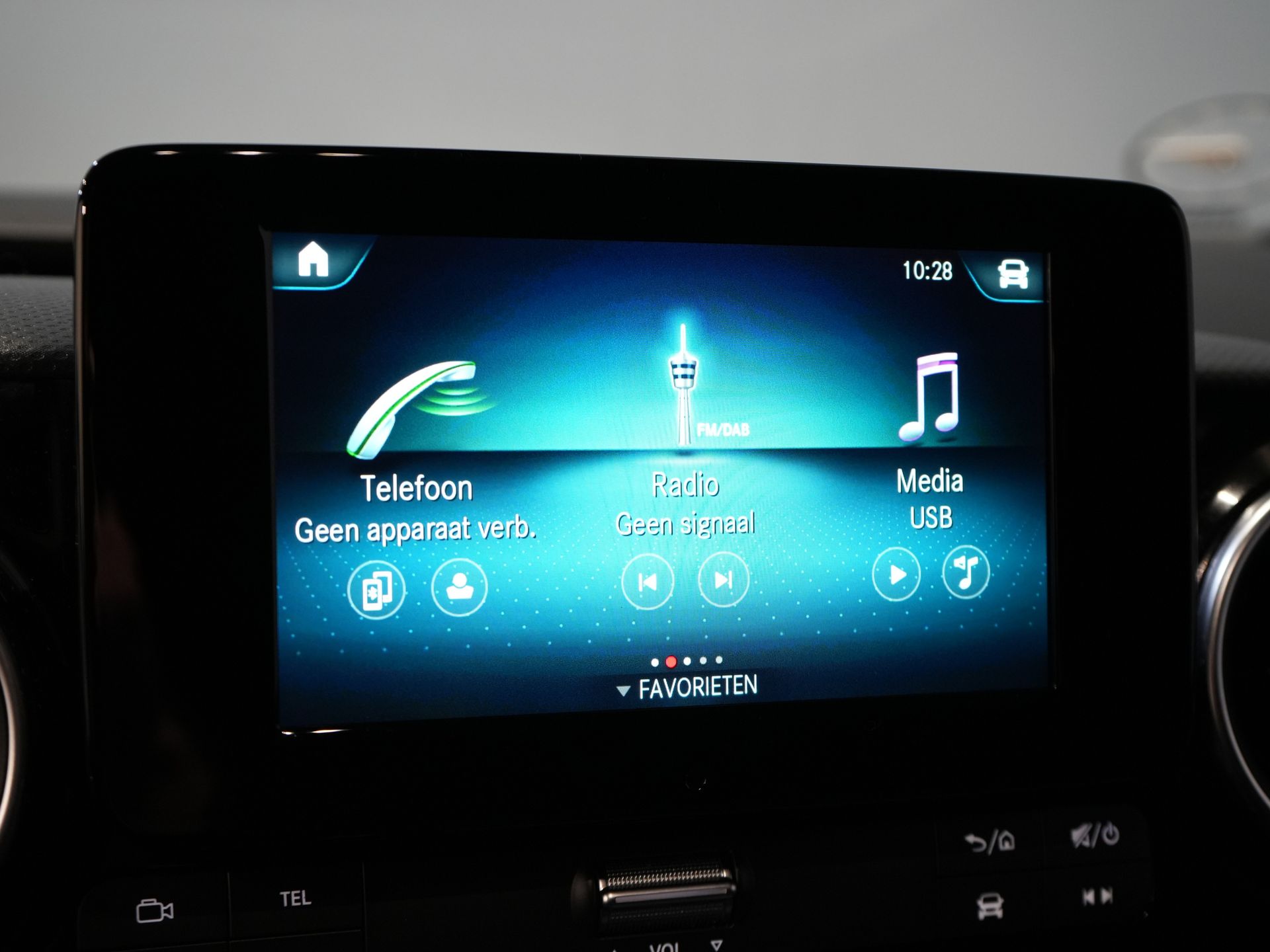 Mercedes-Benz Citan Furgonetă 110 CDI Automată 3 locuri / Încălzire scaune / CarPlay / Cameră / PDC / Cruise Control / Aer condiționat