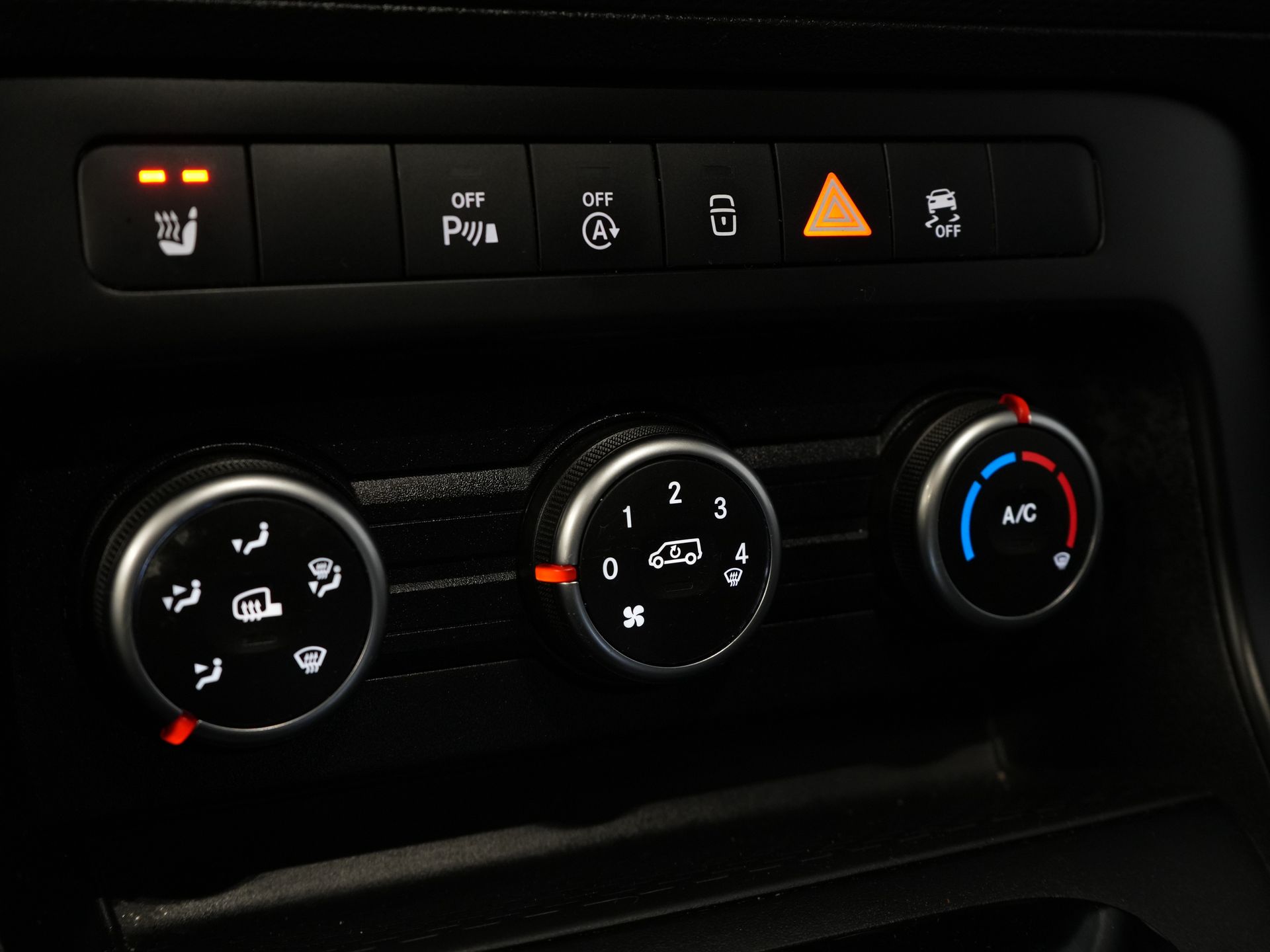 Mercedes-Benz Citan Furgonetă 110 CDI Automată 3 locuri / Încălzire scaune / CarPlay / Cameră / PDC / Cruise Control / Aer condiționat
