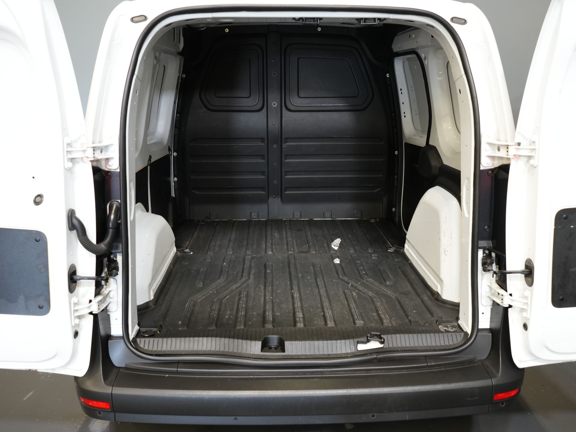 Mercedes-Benz Citan Furgonetă 110 CDI Automată 3 locuri / Încălzire scaune / CarPlay / Cameră / PDC / Cruise Control / Aer condiționat
