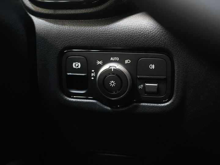 Mercedes-Benz Vito Van 116 CDI Aut. L3 Select BPM FREE/ LED/ LMV 19