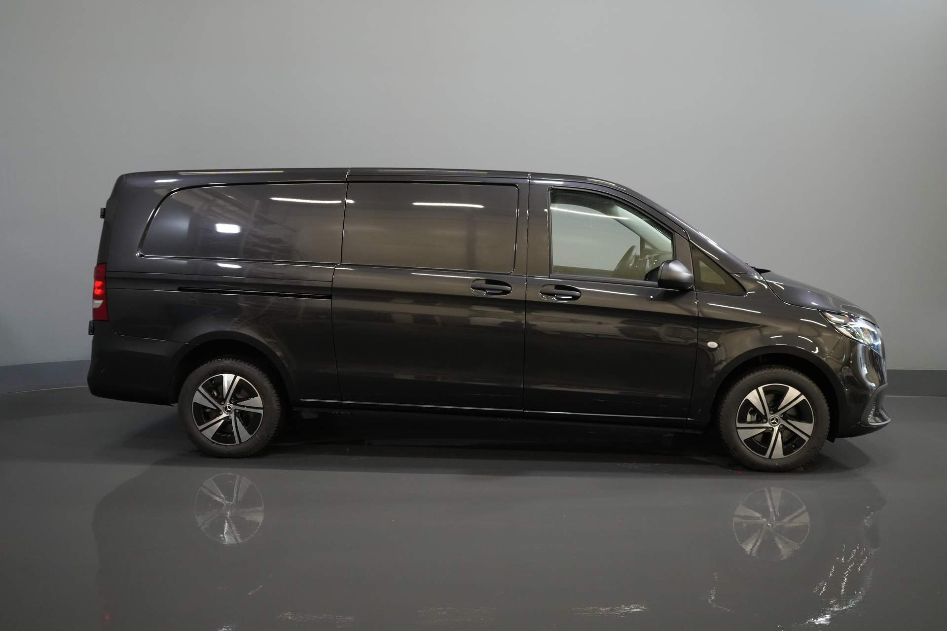 Mercedes-Benz Vito Van 116 CDI Aut. L3 Select BPM FREE/ LED/ LMV 19