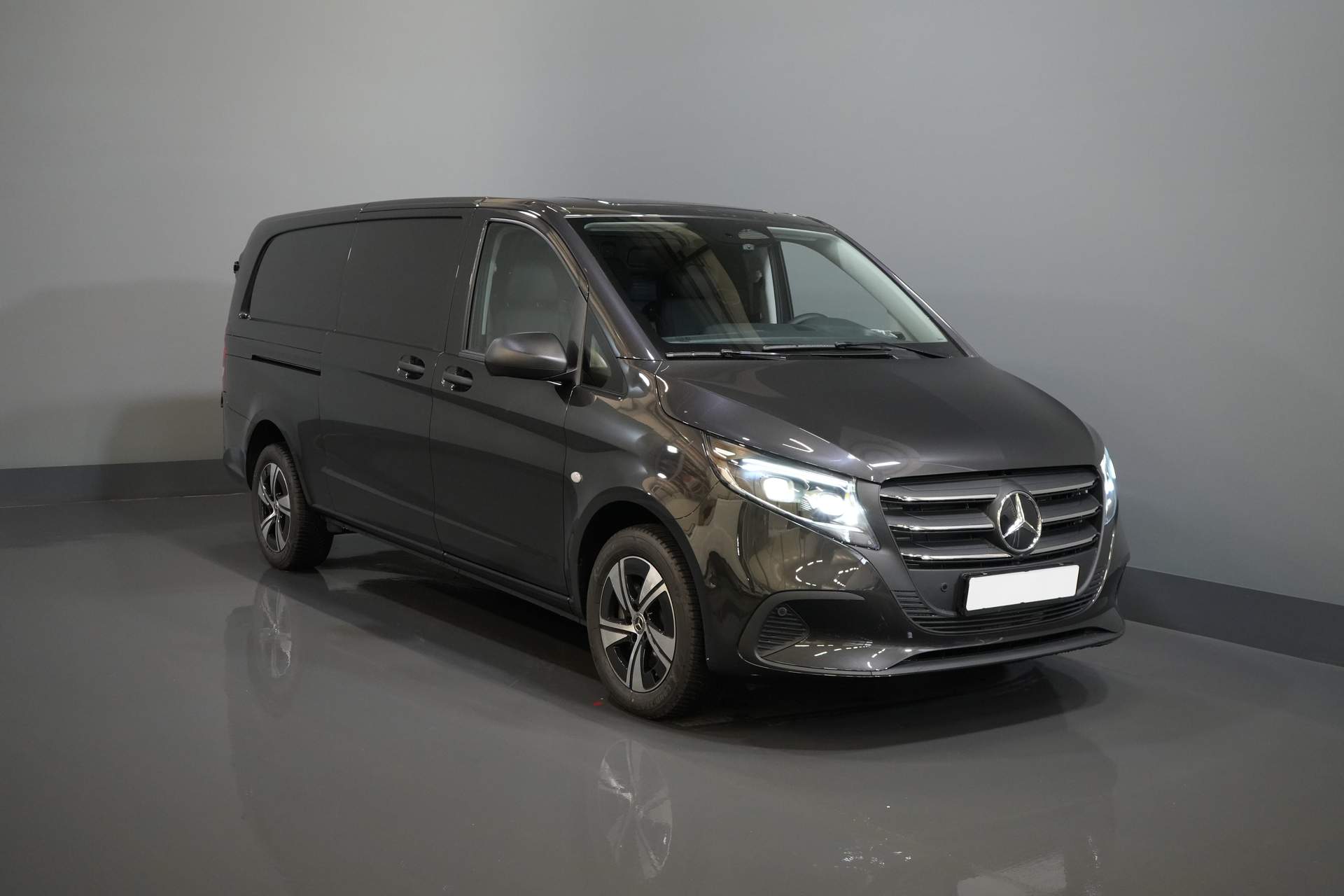 Mercedes-Benz Vito Van 116 CDI Aut. L3 Select BPM FREE/ LED/ LMV 19