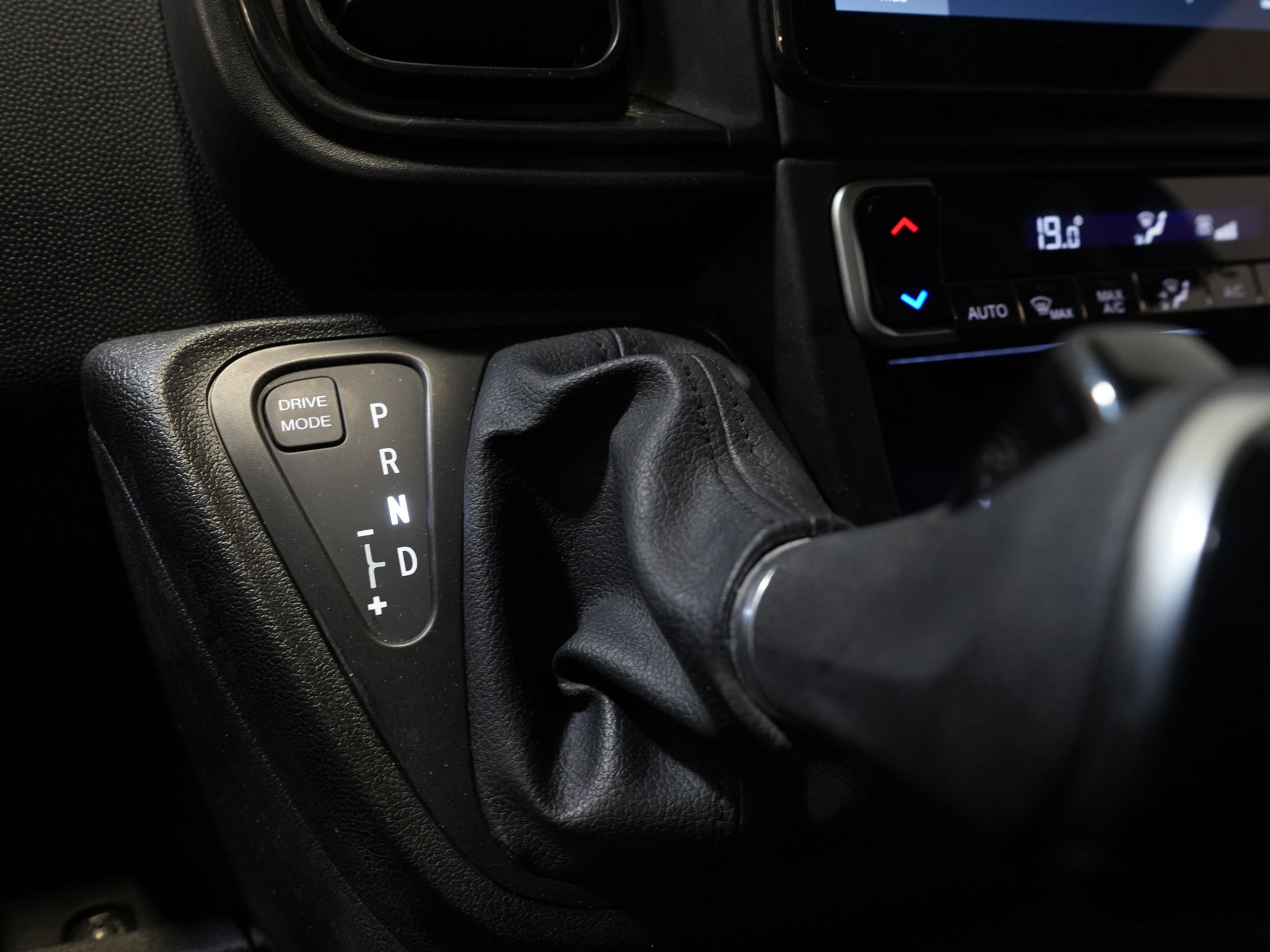 Opel Movano Bestelbus 35 2.2 CDTI 140 pk Aut. L2H2 NL Auto/ LED/ Virtual Cockpit/ Carplay/ Climate/ Navi/ Cruise/ Camera/ DAB