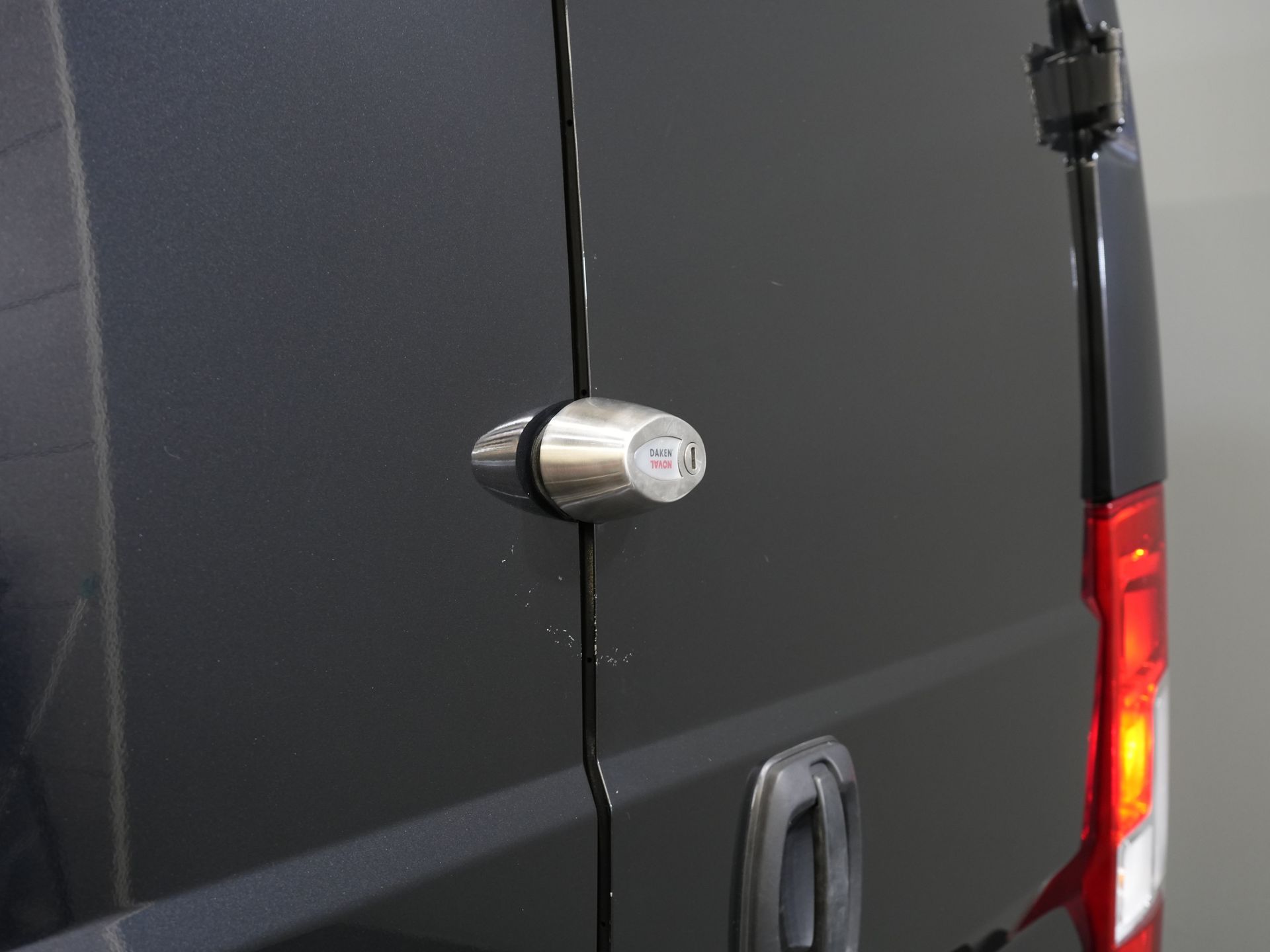 Opel Movano Bestelbus 35 2.2 CDTI 140 pk Aut. L2H2 NL Auto/ LED/ Virtual Cockpit/ Carplay/ Climate/ Navi/ Cruise/ Camera/ DAB