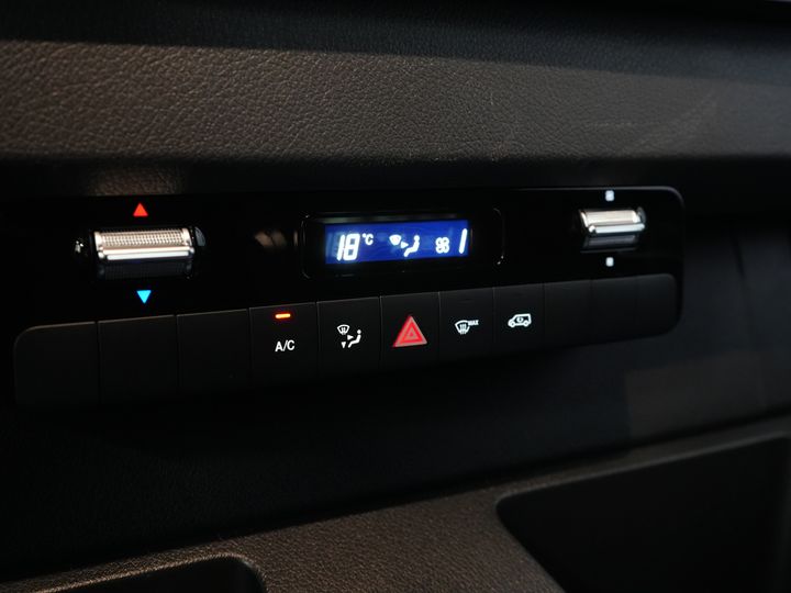 Mercedes-Benz Sprinter Van 317 CDI Aut. L2H2 BPM FREE! Sedile elettrico/ Porte 270 Gr./ Riscaldamento sedili/ Navi/ Telecamera/ Crociera/ Airco/ DAB