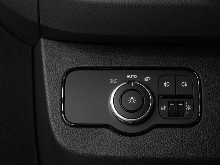 Mercedes-Benz Sprinter Van 317 CDI Aut. L2H2 BPM FREE! Sedile elettrico/ Porte 270 Gr./ Riscaldamento sedili/ Navi/ Telecamera/ Crociera/ Airco/ DAB