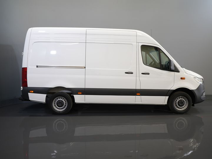 Mercedes-Benz Sprinter Van 317 CDI Aut. L2H2 BPM FREE! Sedile elettrico/ Porte 270 Gr./ Riscaldamento sedili/ Navi/ Telecamera/ Crociera/ Airco/ DAB