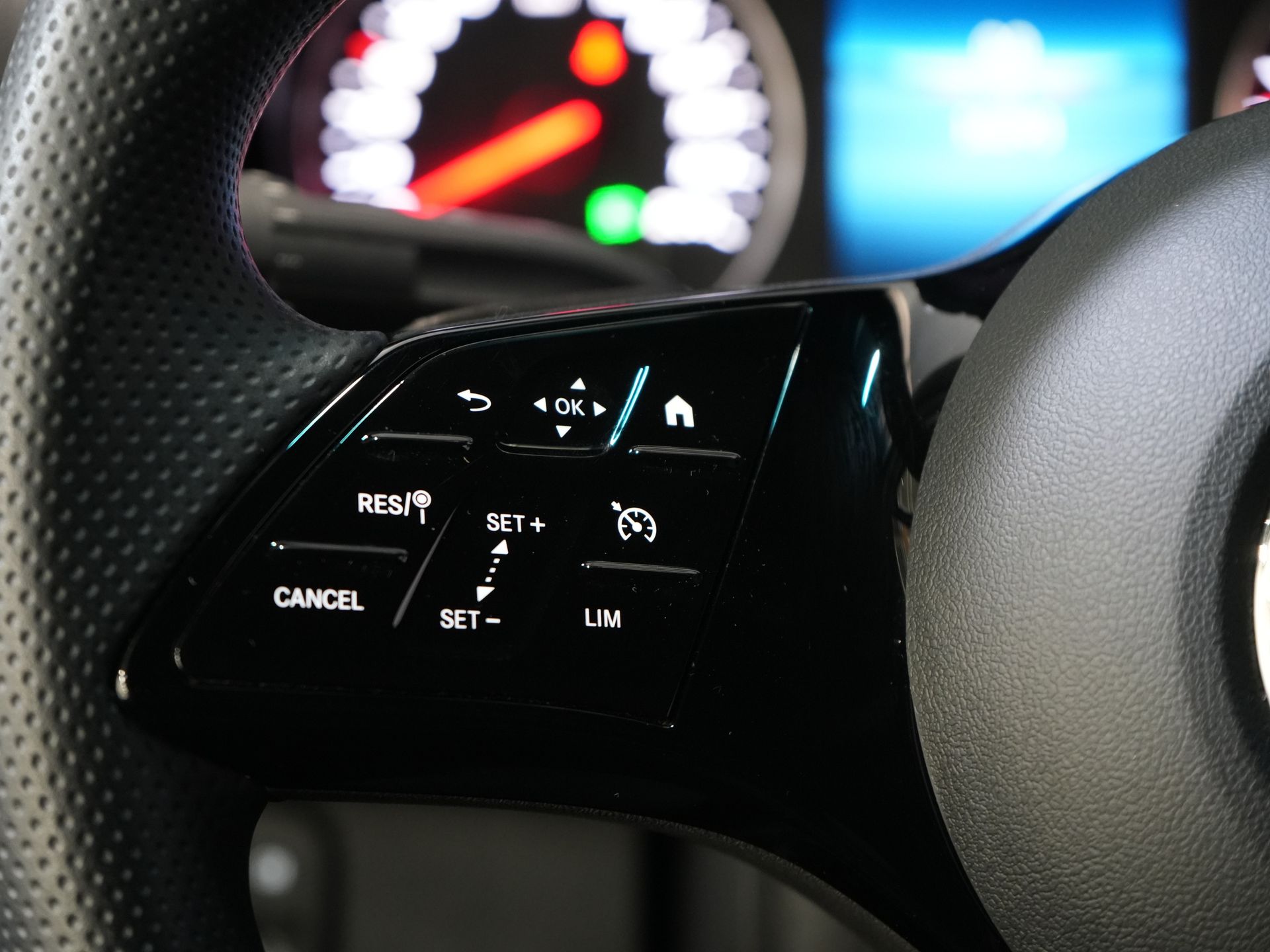 Mercedes-Benz Sprinter Van 317 CDI Aut. L2H2 BPM FREE! Sedile elettrico/ Porte 270 Gr./ Riscaldamento sedili/ Navi/ Telecamera/ Crociera/ Airco/ DAB