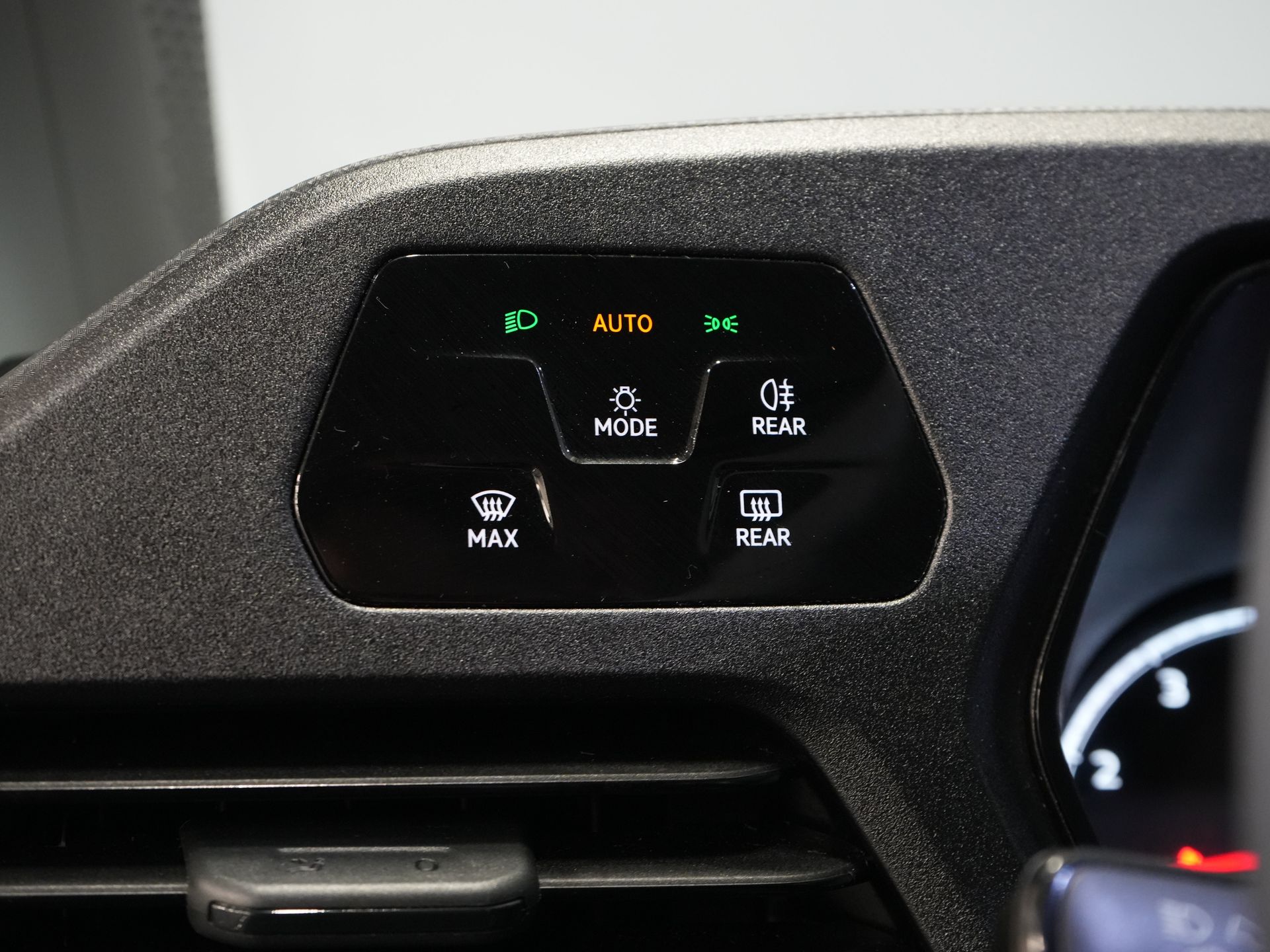 Volkswagen Caddy Cargo Furgoneta 1.5 TSI GASOLINA ¡SIN IMPUESTO DE CIRCULACIÓN! Control de crucero/ Aire acondicionado/ DAB/ PDC