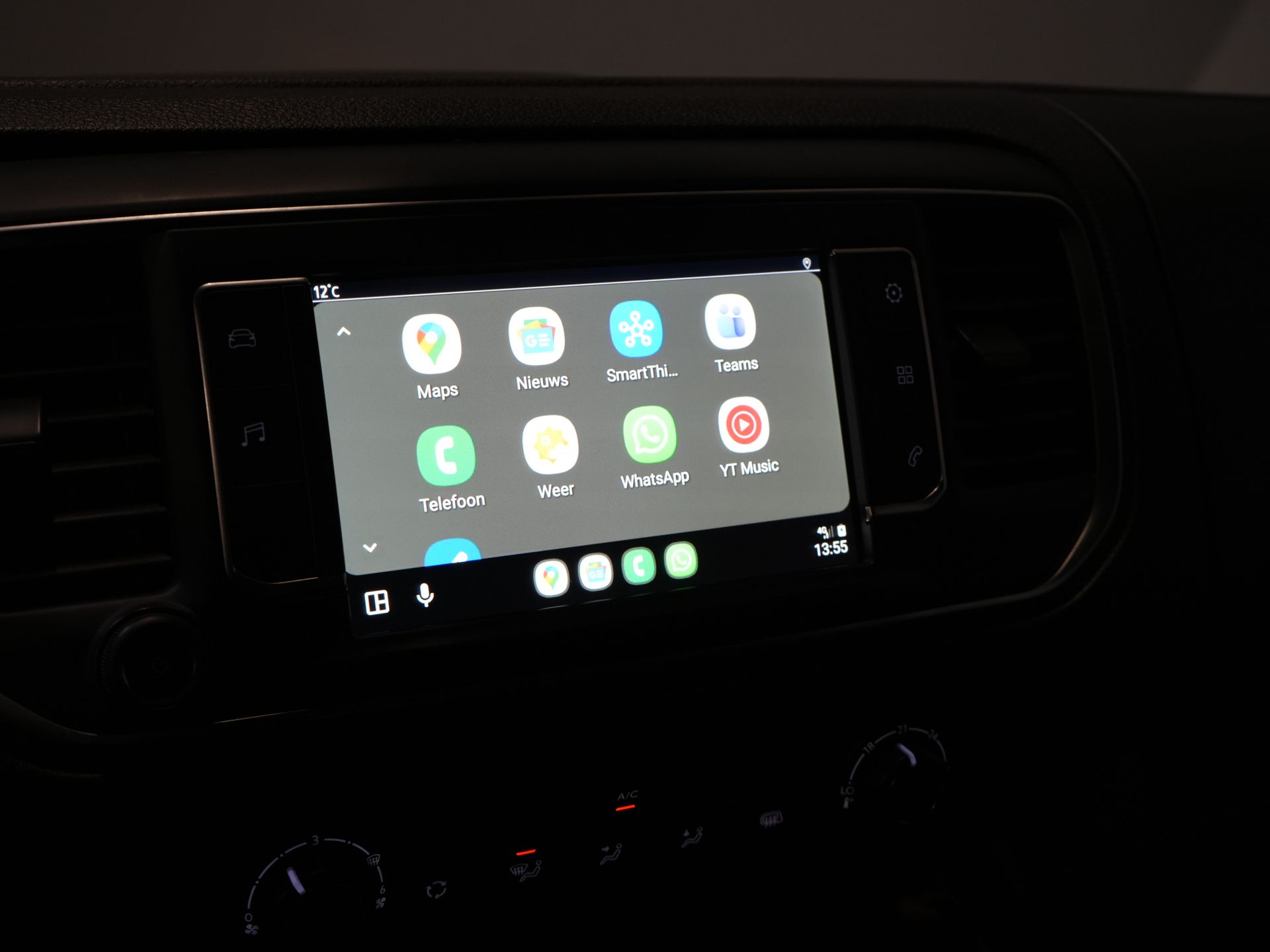 Toyota ProAce Worker Furgoneta 2.0 D-4D 145 CP Aut. L2 Adapt. Cruise/ Echipament/ Încălzitor de parcare/ Cameră/ PDC/ Bare de acoperiș/ Cârlig de remorcare