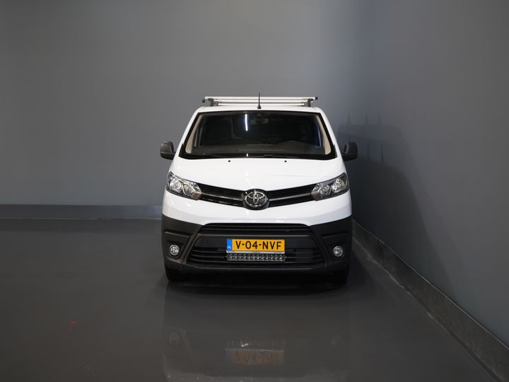 Toyota ProAce Worker Furgoneta 2.0 D-4D 145 CP Aut. L2 Adapt. Cruise/ Echipament/ Încălzitor de parcare/ Cameră/ PDC/ Bare de acoperiș/ Cârlig de remorcare