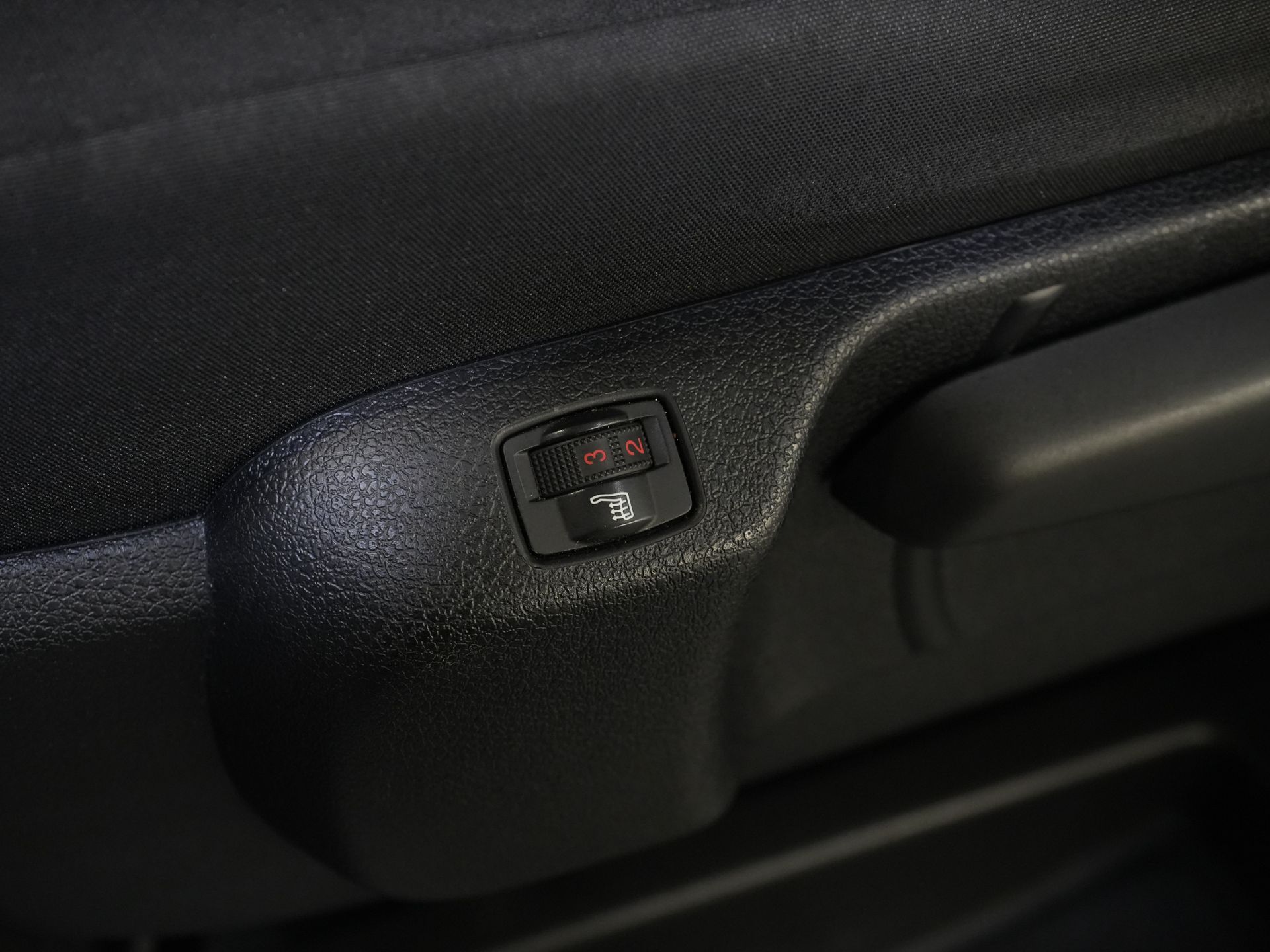 Toyota ProAce Worker Furgoneta 2.0 D-4D 145 CP Aut. L2 Adapt. Cruise/ Echipament/ Încălzitor de parcare/ Cameră/ PDC/ Bare de acoperiș/ Cârlig de remorcare