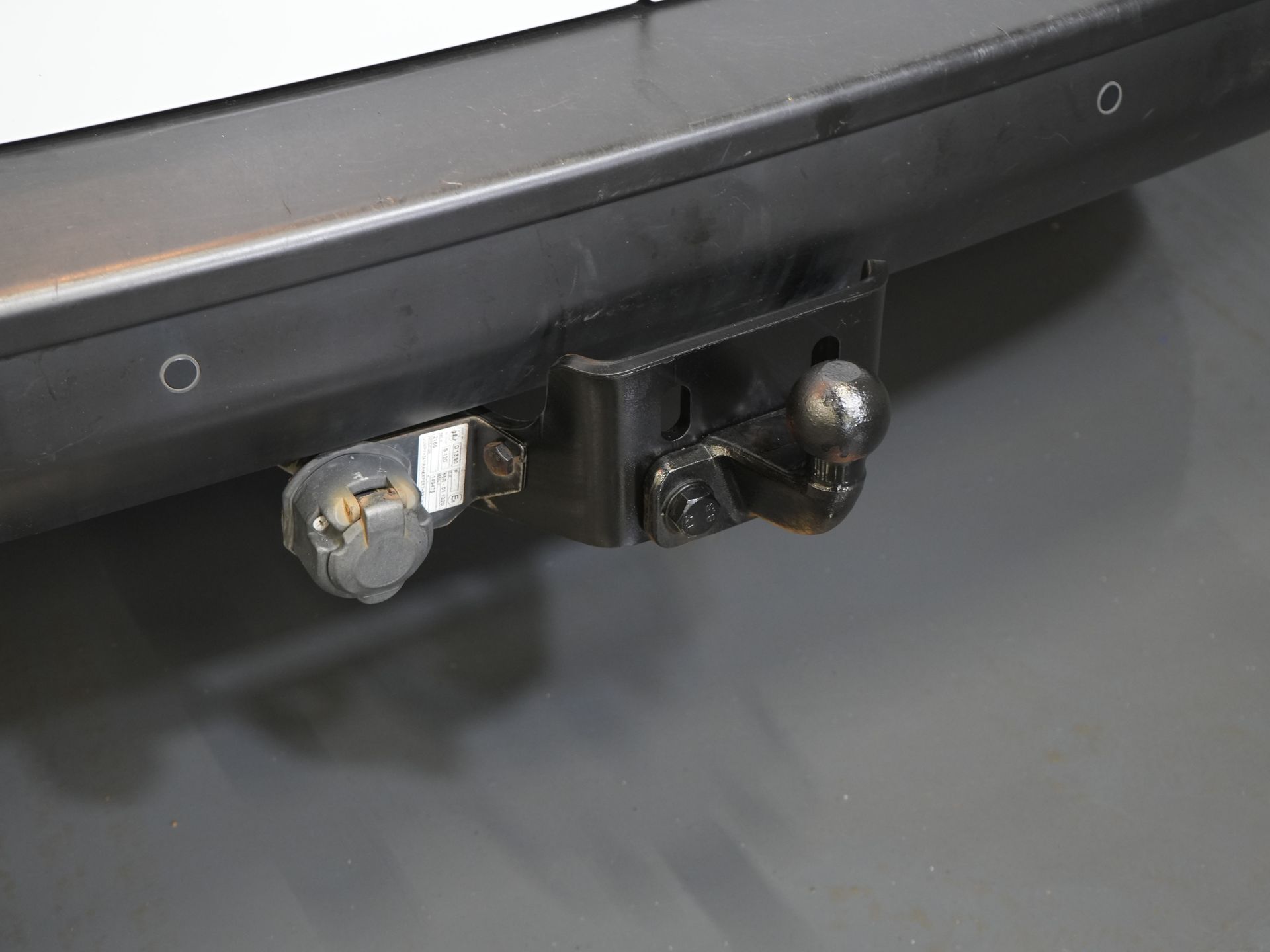 Toyota ProAce Worker Furgoneta 2.0 D-4D 145 CP Aut. L2 Adapt. Cruise/ Echipament/ Încălzitor de parcare/ Cameră/ PDC/ Bare de acoperiș/ Cârlig de remorcare