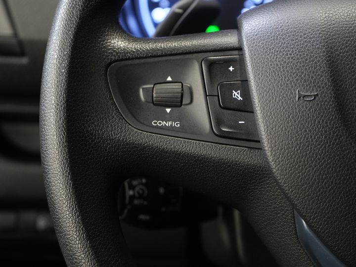 Toyota ProAce Worker Furgoneta 2.0 D-4D 145 CP Aut. L2 Adapt. Cruise/ Echipament/ Încălzitor de parcare/ Cameră/ PDC/ Bare de acoperiș/ Cârlig de remorcare