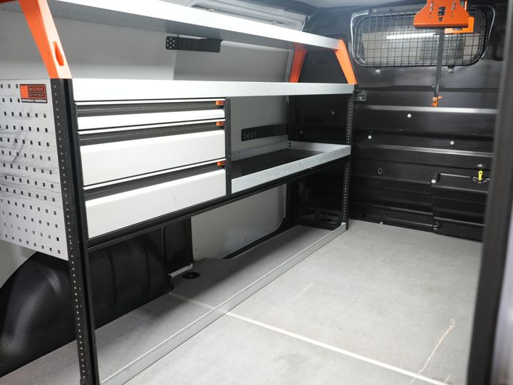 Toyota ProAce Worker Furgoneta 2.0 D-4D 145 CP Aut. L2 Adapt. Cruise/ Echipament/ Încălzitor de parcare/ Cameră/ PDC/ Bare de acoperiș/ Cârlig de remorcare