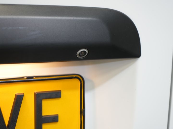 Toyota ProAce Worker Furgoneta 2.0 D-4D 145 CP Aut. L2 Adapt. Cruise/ Echipament/ Încălzitor de parcare/ Cameră/ PDC/ Bare de acoperiș/ Cârlig de remorcare