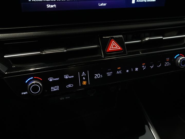 Kia Niro SUV 1.6 GDi 185 hp PHEV Dynamic LED/ Adaptive Cruise Control/ Electric Seats/ CarPlay/ VC/ Detachable Tow Bar/ Navigation/ Steering Wheel Heating/ Seat Heating.