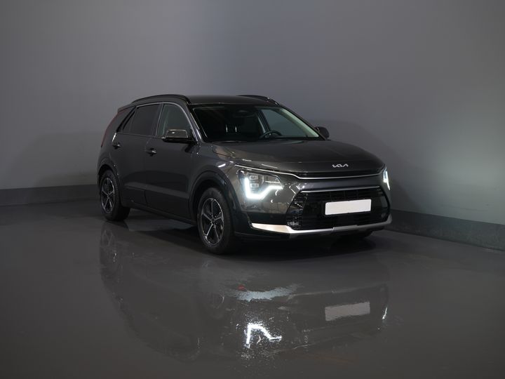 Kia Niro SUV 1.6 GDi 185 hp PHEV Dynamic LED/ Adaptive Cruise Control/ Electric Seats/ CarPlay/ VC/ Detachable Tow Bar/ Navigation/ Steering Wheel Heating/ Seat Heating.