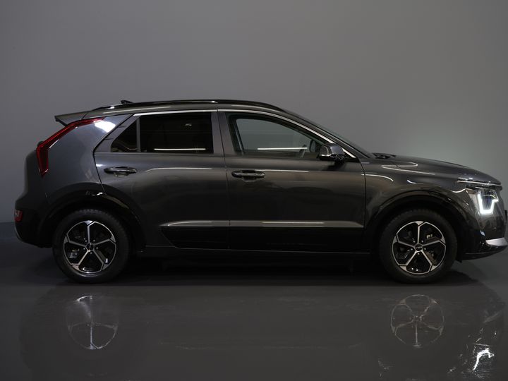 Kia Niro SUV 1.6 GDi 185 hp PHEV Dynamic LED/ Adaptive Cruise Control/ Electric Seats/ CarPlay/ VC/ Detachable Tow Bar/ Navigation/ Steering Wheel Heating/ Seat Heating.