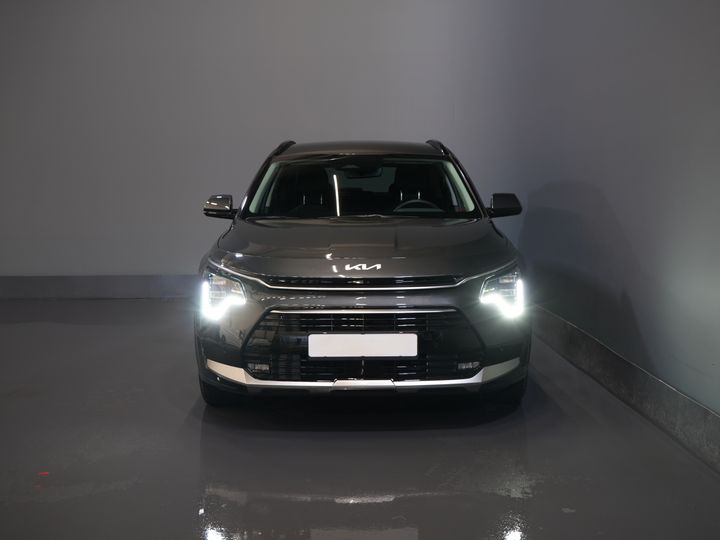 Kia Niro SUV 1.6 GDi 185 hp PHEV Dynamic LED/ Adaptive Cruise Control/ Electric Seats/ CarPlay/ VC/ Detachable Tow Bar/ Navigation/ Steering Wheel Heating/ Seat Heating.