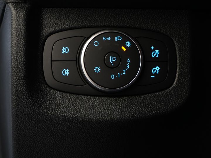 Ford E-Transit Courier Bestelbus 44 kWh 293km WLTP/ Snellader/ Stoelverw./ Stuurverw./ Carplay/ Camera/ PDC/ Climate