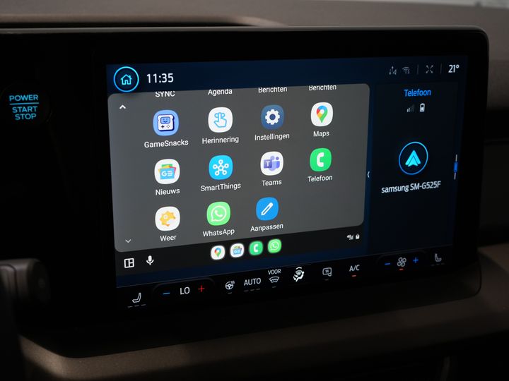 Ford E-Transit Courier Bestelbus 44 kWh 293km WLTP/ Snellader/ Stoelverw./ Stuurverw./ Carplay/ Camera/ PDC/ Climate