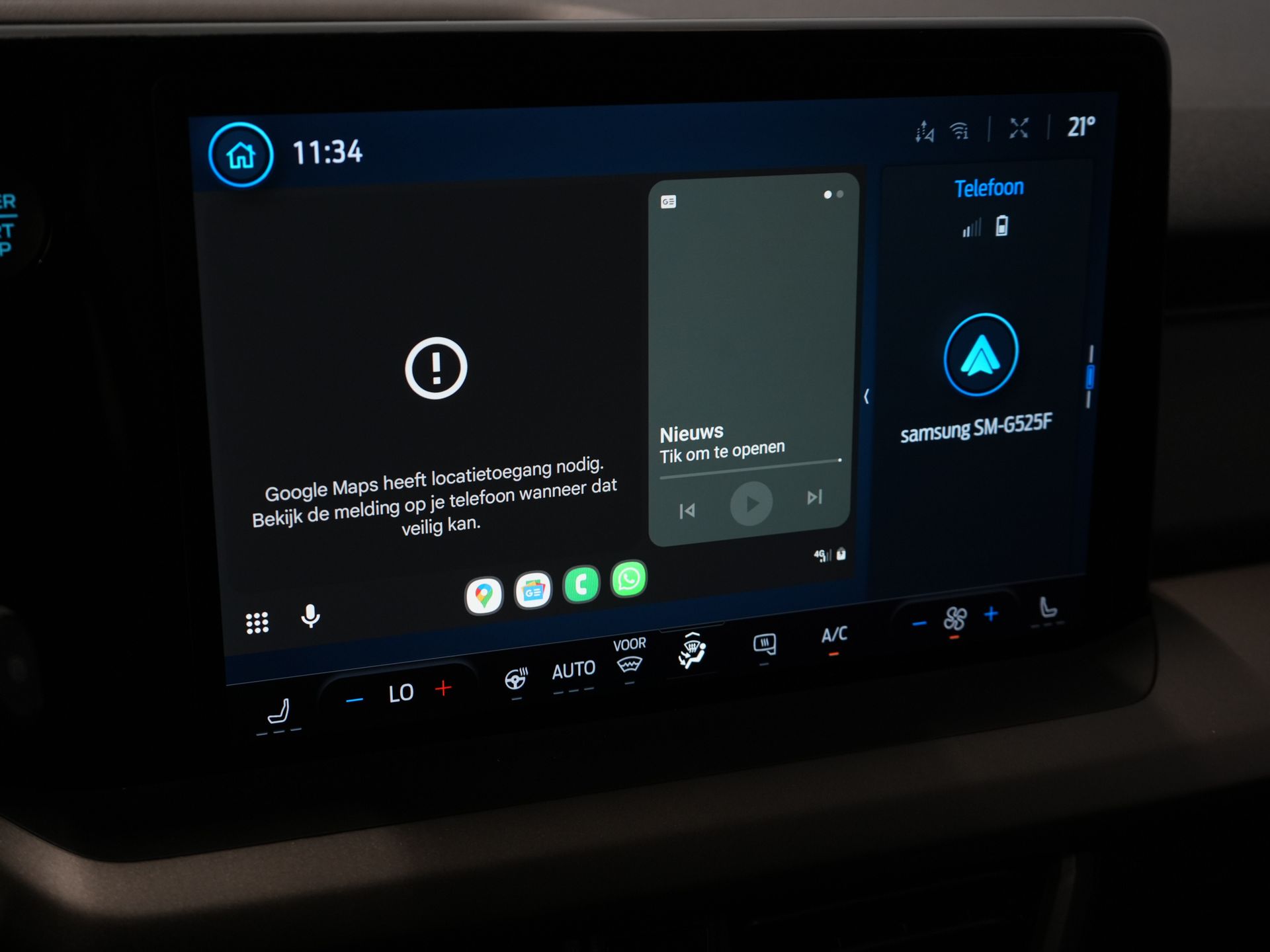 Ford E-Transit Courier Bestelbus 44 kWh 293km WLTP/ Snellader/ Stoelverw./ Stuurverw./ Carplay/ Camera/ PDC/ Climate