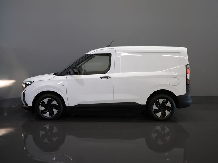 Ford E-Transit Courier Bestelbus 44 kWh 293km WLTP/ Snellader/ Stoelverw./ Stuurverw./ Carplay/ Camera/ PDC/ Climate