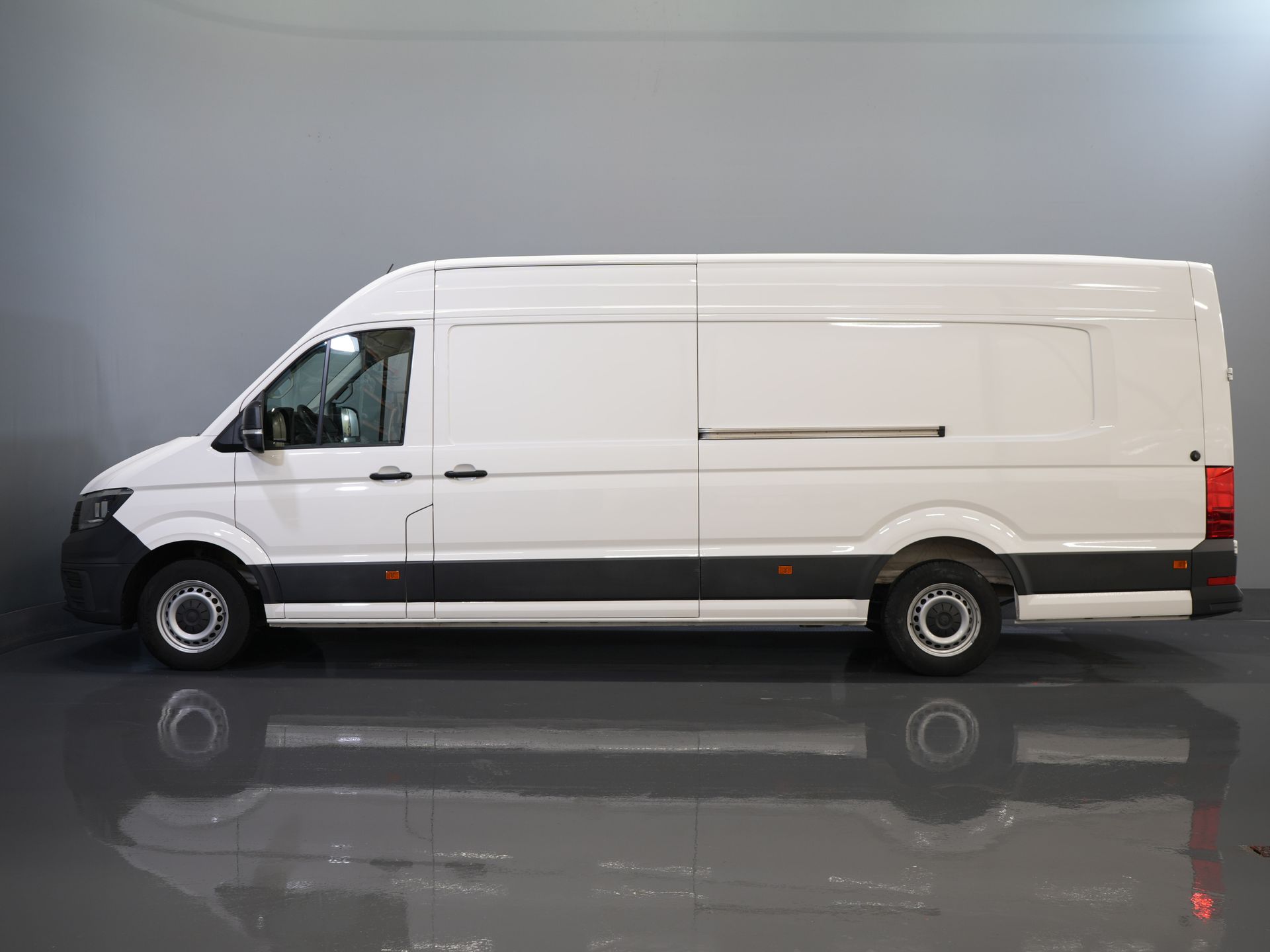 Volkswagen Crafter Van 35 2.0 TDI 140 ch L5H3 BPM GRATUIT ! 2x Portes coulissantes/ 270 Gr.Portes/ Carplay/ Caméra/ Airco
