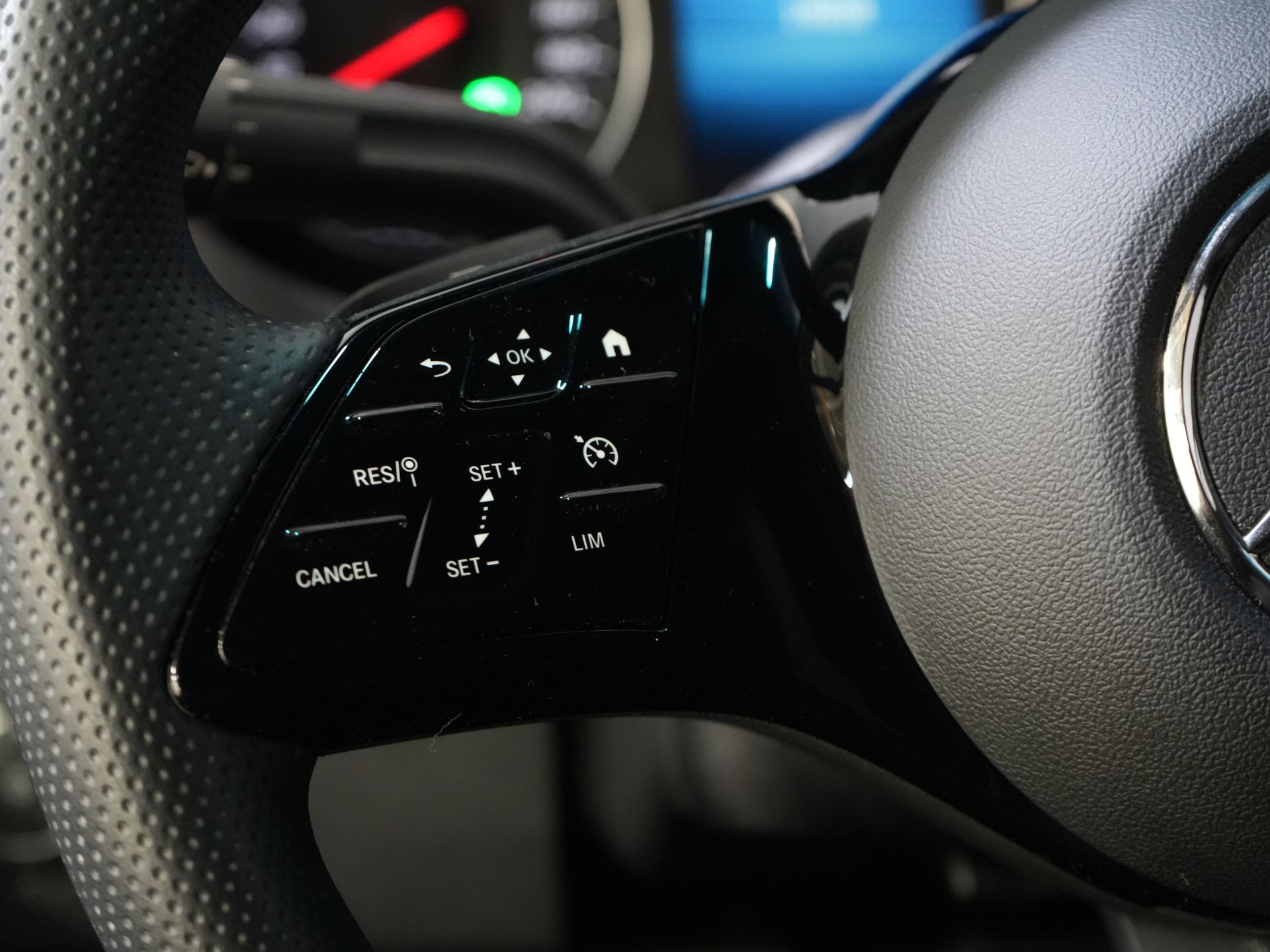 Mercedes-Benz Sprinter Furgoneta 317 CDI Aut. L2H2 BPM ¡GRATIS! LED/ Asiento eléctrico/ 270 Puertas/ Calefacción asientos/ Navi/ Cámara/ PDC/ Cruise/ Airco/ DAB