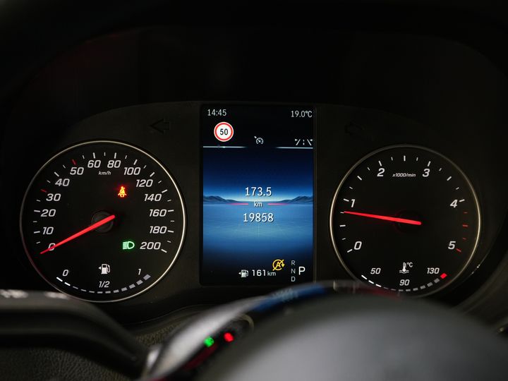 Mercedes-Benz Sprinter Furgoneta 317 CDI Aut. L2H2 BPM ¡GRATIS! LED/ Asiento eléctrico/ 270 Puertas/ Calefacción asientos/ Navi/ Cámara/ PDC/ Cruise/ Airco/ DAB