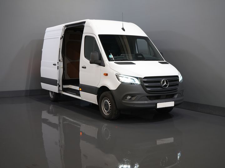 Mercedes-Benz Sprinter Furgoneta 317 CDI Aut. L2H2 BPM ¡GRATIS! LED/ Asiento eléctrico/ 270 Puertas/ Calefacción asientos/ Navi/ Cámara/ PDC/ Cruise/ Airco/ DAB