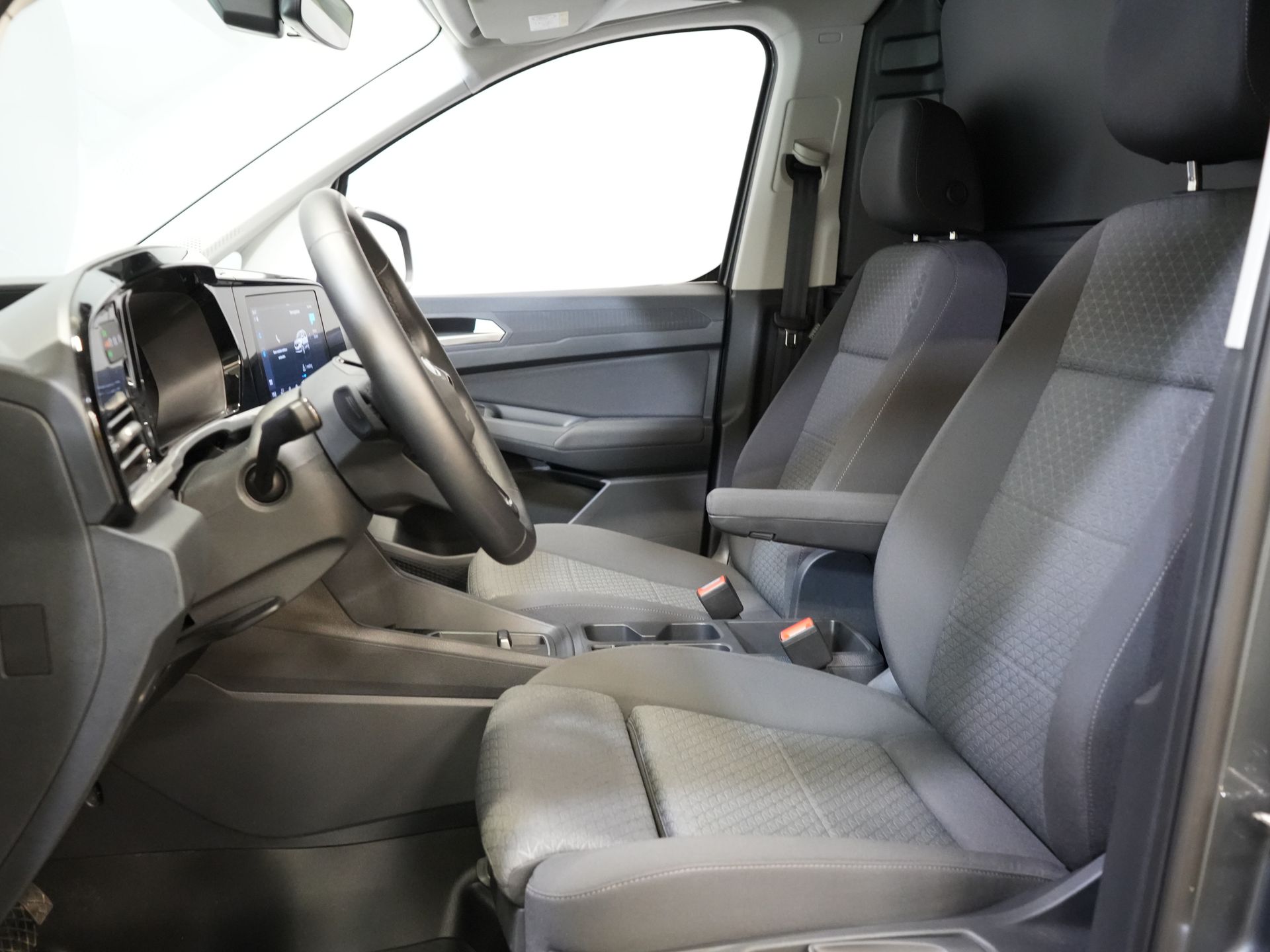 Ford Transit Connect Bestelbus 2.0 125 pk DSG Aut. L2 Limited BPM VRIJ! Adapt.Cruise/ LED/ Virtual Cockpit/ Stoelverw./ Carplay/ Stuurverw./ Navi/ Camera/ PDC/