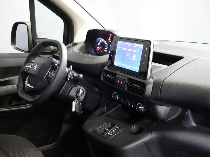 Peugeot Partner Bestelbus 1.5 HDi 130 pk Aut. BPM VRIJ! NL Auto/ Stoelverw./ Navi/ Carplay/ Cruise/ Airco