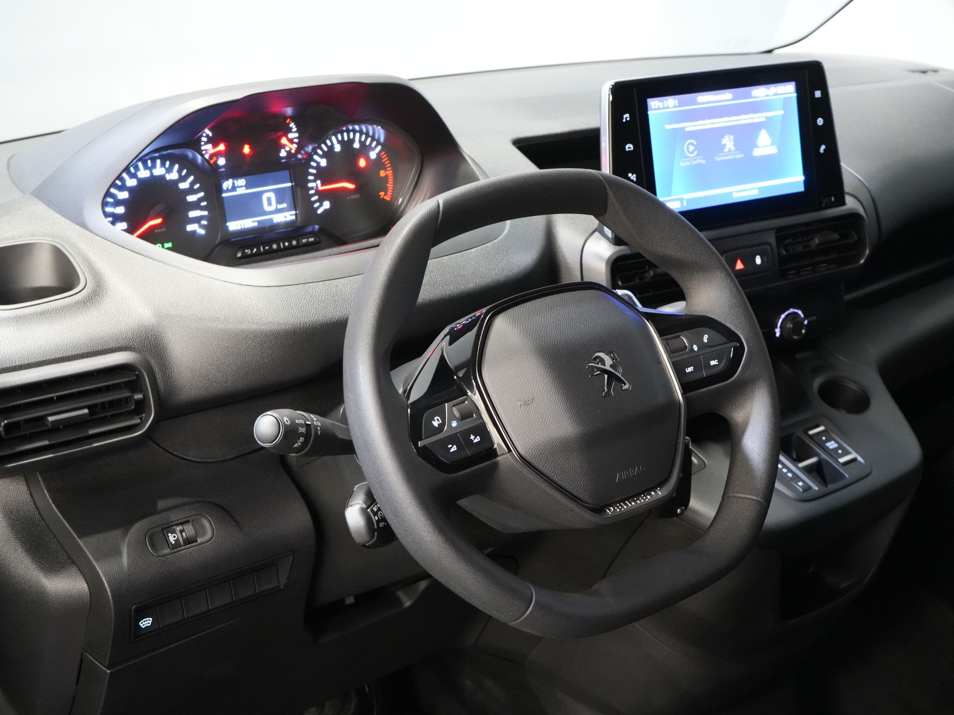 Peugeot Partner Bestelbus 1.5 HDi 130 pk Aut. BPM VRIJ! NL Auto/ Stoelverw./ Navi/ Carplay/ Cruise/ Airco