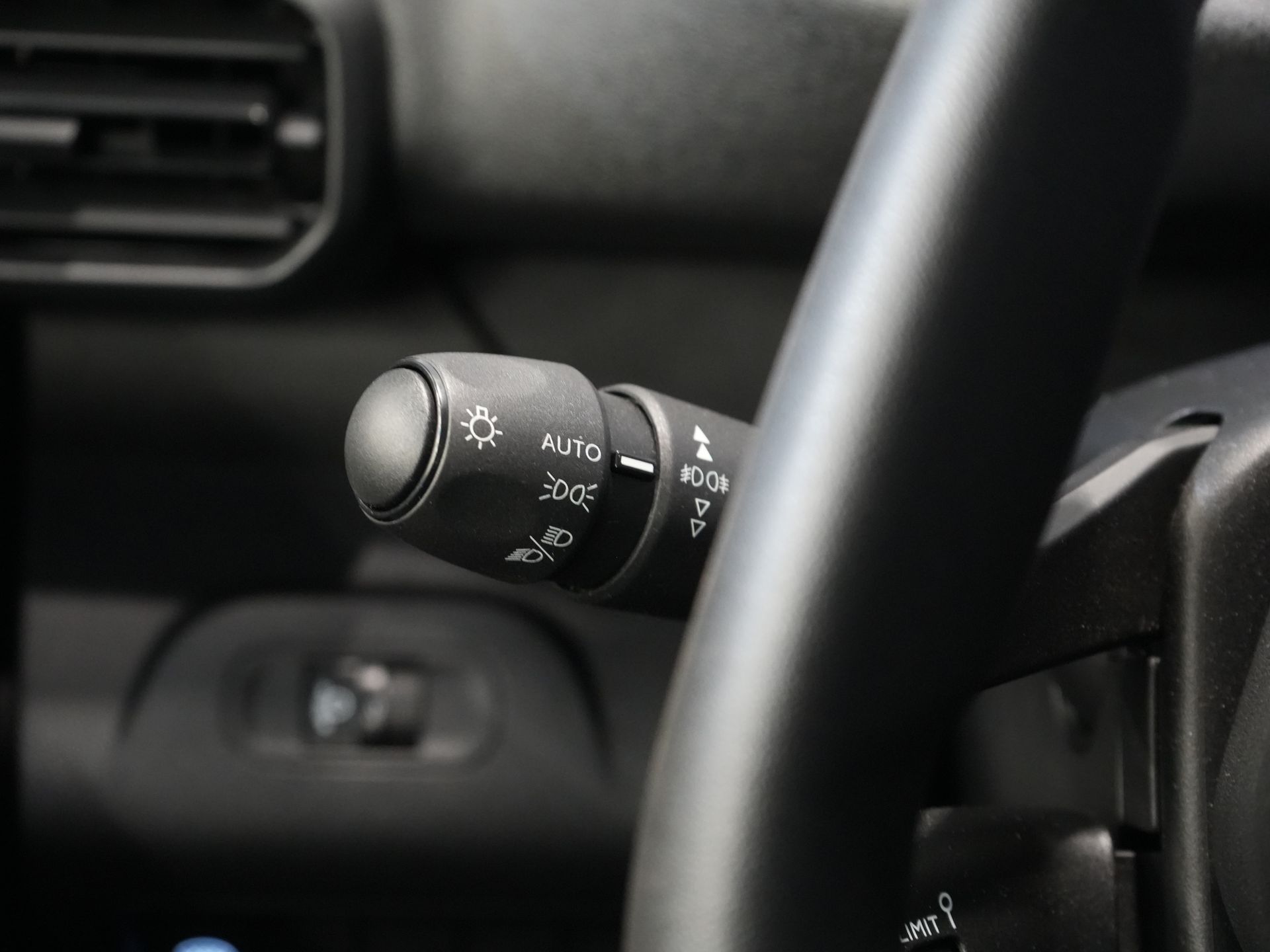 Peugeot Partner Bestelbus 1.5 HDi 130 pk Aut. BPM VRIJ! NL Auto/ Stoelverw./ Navi/ Carplay/ Cruise/ Airco