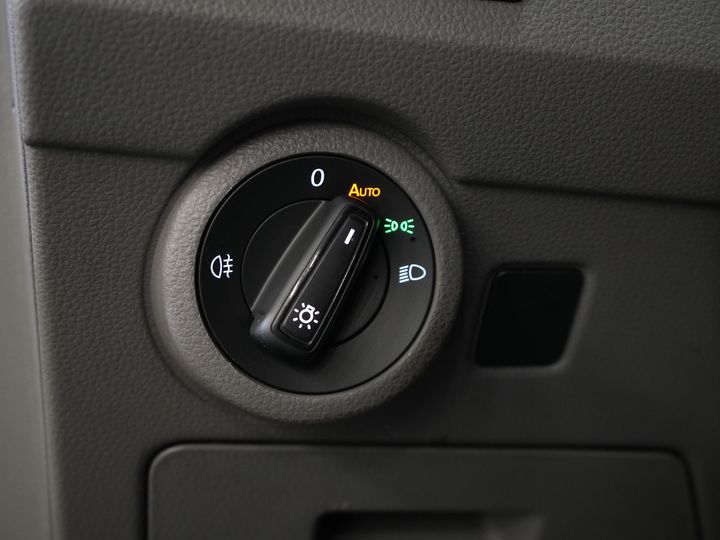 Volkswagen Transporter Van 2.0 TDI 150 KM DSG Aut. L2 BPM GRATIS! LED/ Ogrzewanie postojowe/ Ogrzewanie siedzeń/ Carplay/ Kamera/ PDC/ LMV/ Cruise/ Airco