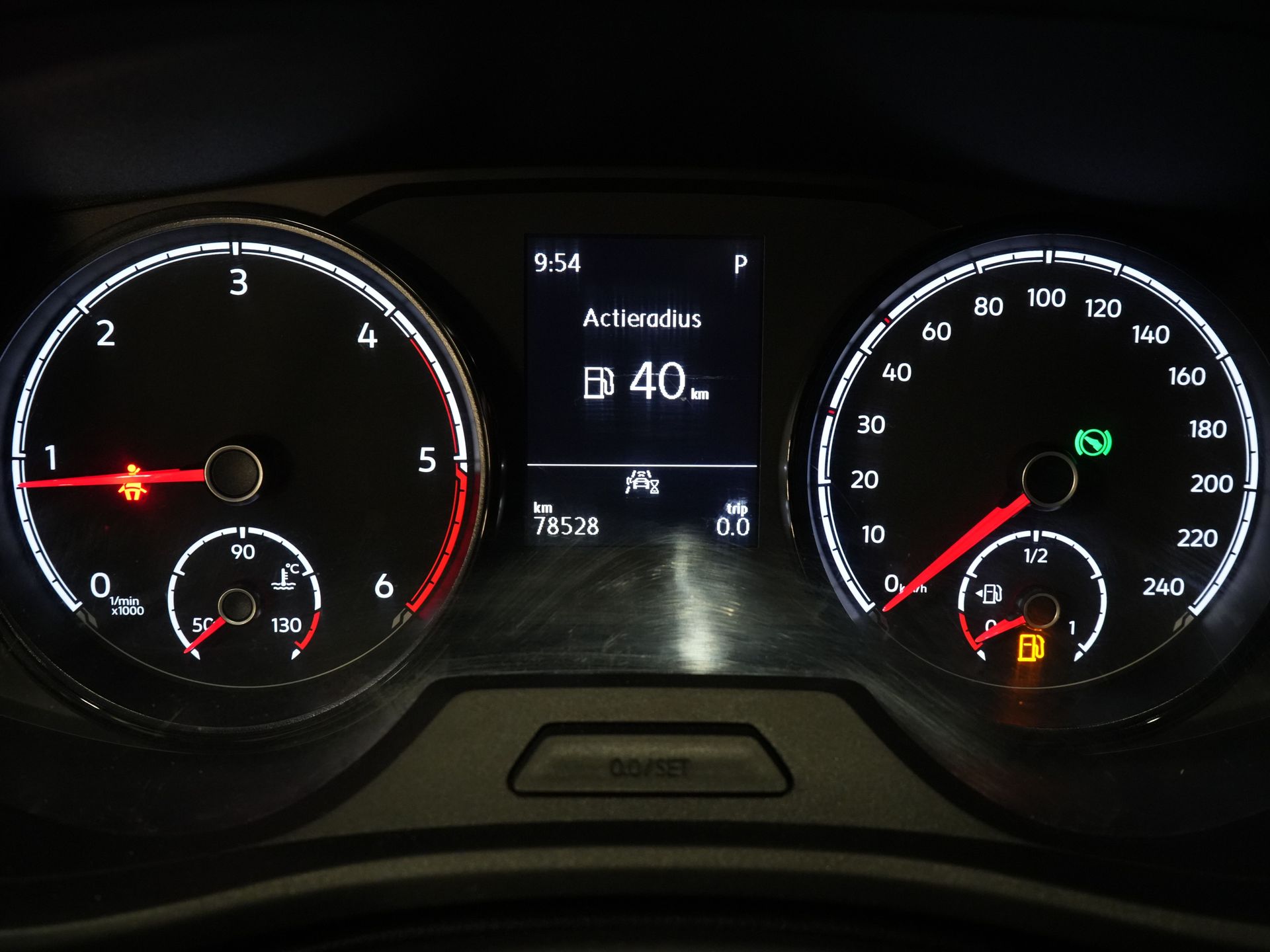 Volkswagen Transporter Van 2.0 TDI 150 KM DSG Aut. L2 BPM GRATIS! LED/ Ogrzewanie postojowe/ Ogrzewanie siedzeń/ Carplay/ Kamera/ PDC/ LMV/ Cruise/ Airco