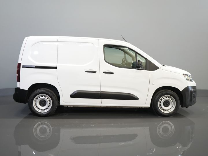 Citroën Berlingo Van 1.2 PureTech 110 к.с. БЕНЗИН BPM БЕЗКОШТОВНО! Ready2Go Carplay/ Navi/ Airco/ Cruise/ PDC