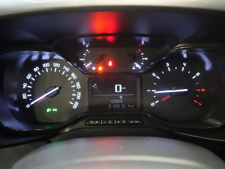 Citroën Berlingo Van 1.2 PureTech 110 к.с. БЕНЗИН BPM БЕЗКОШТОВНО! Ready2Go Carplay/ Navi/ Airco/ Cruise/ PDC