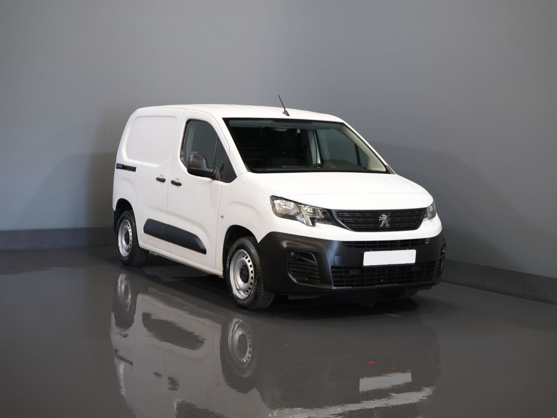 Peugeot Partner Bestelbus 1.6 HDI 75 pk BPM VRIJ! Airco/ Cruise
