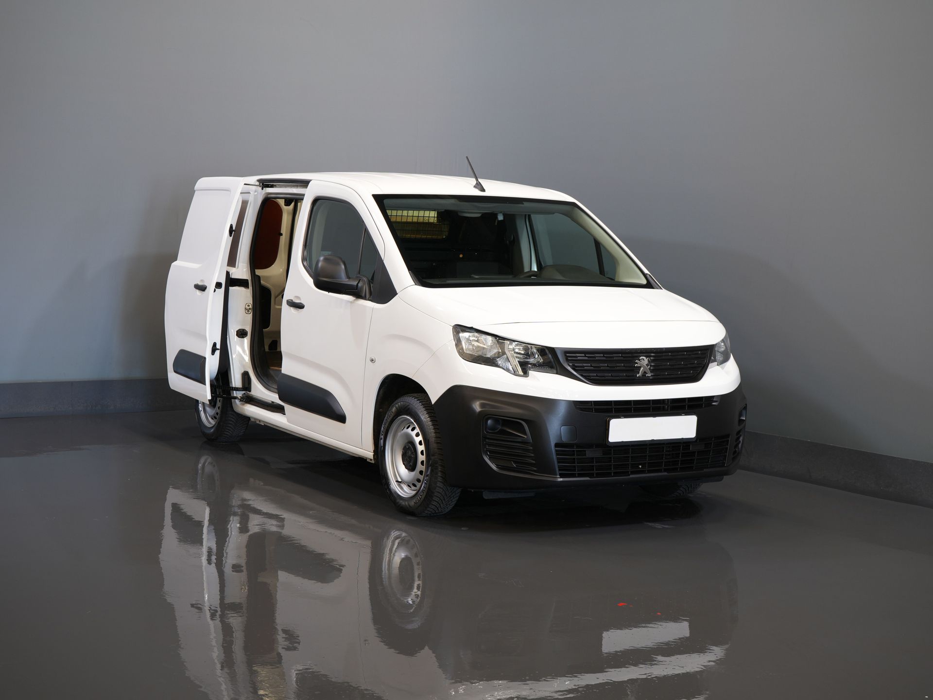 Peugeot Partner Bestelbus 1.6 HDI 75 pk BPM VRIJ! Airco/ Cruise