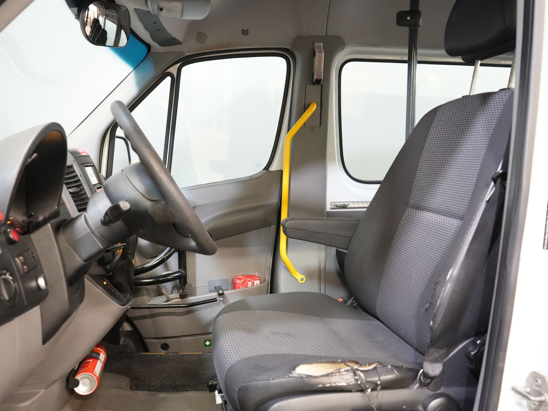 Mercedes-Benz Sprinter Personenvervoer 313 2.2 CDI Aut. L2H2 € 10.648 Incl. BTW EXPORT Combi/ 9 Persoons/ Kombi/ 9P/ Airco/ Rolstoellift/ Electr. deur/