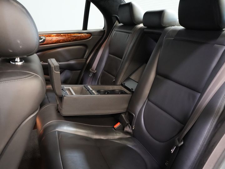 Jaguar XJ Sedan 3.0 V6 Executive Aut. Youngtimer/ Pano/ Leder/ Xenon/ Memory/ Cruise/ Stoelverw.