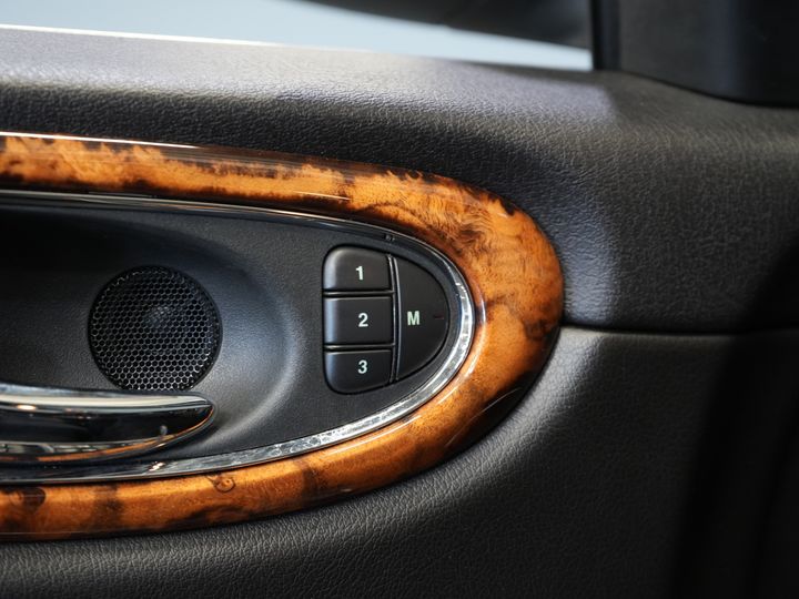 Jaguar XJ Sedan 3.0 V6 Executive Aut. Youngtimer/ Pano/ Leder/ Xenon/ Memory/ Cruise/ Stoelverw.