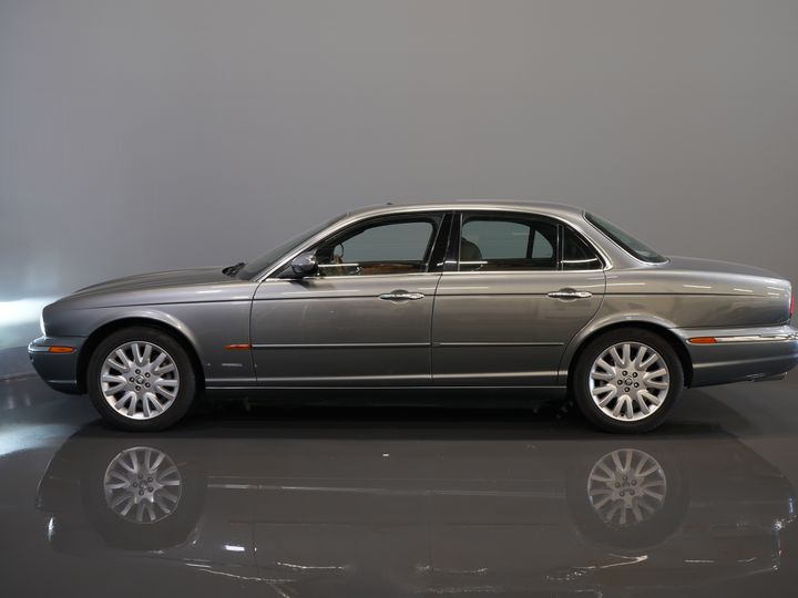 Jaguar XJ Sedan 3.0 V6 Executive Aut. Youngtimer/ Pano/ Leder/ Xenon/ Memory/ Cruise/ Stoelverw.