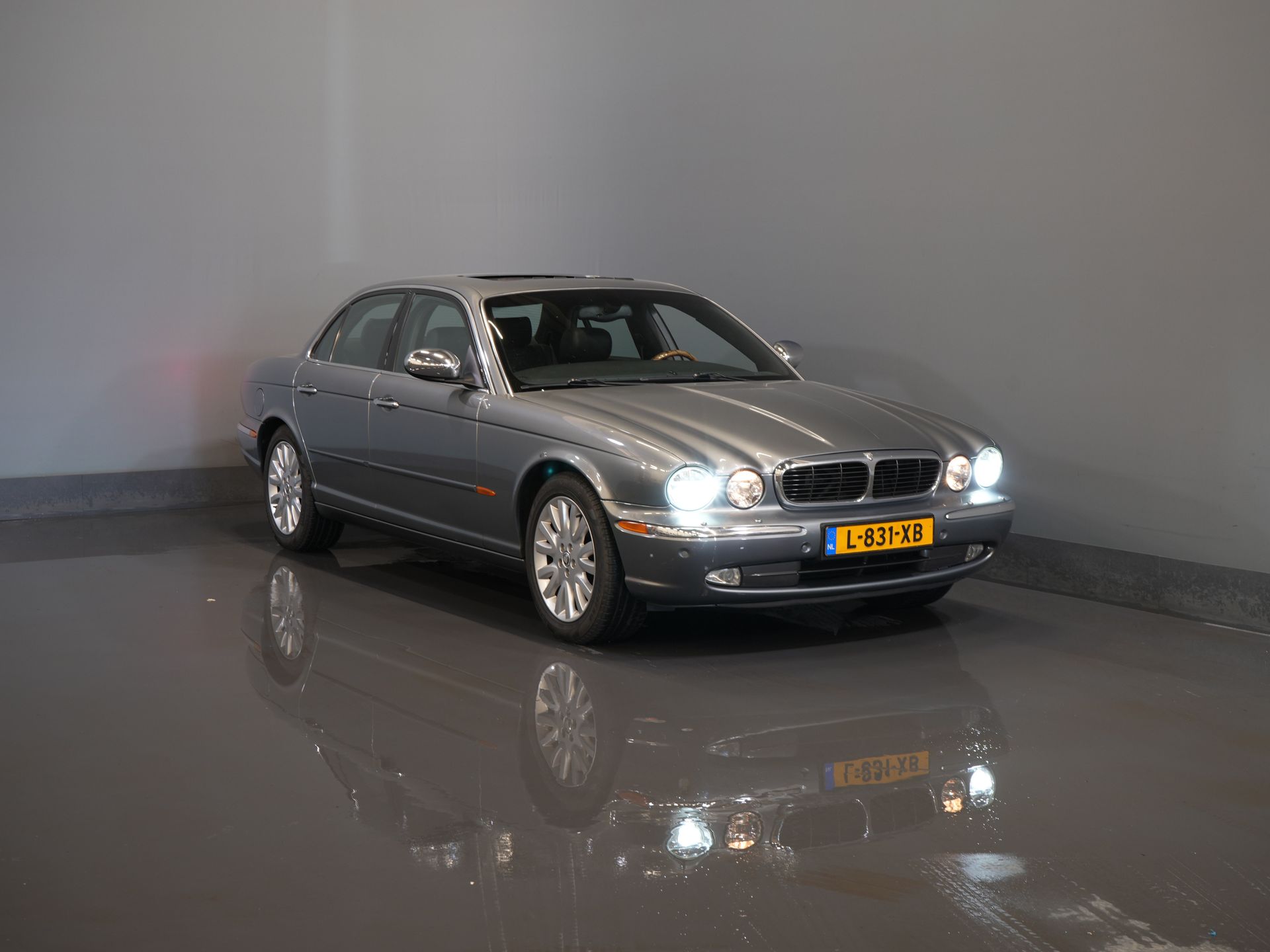 Jaguar XJ Sedan 3.0 V6 Executive Aut. Youngtimer/ Pano/ Leder/ Xenon/ Memory/ Cruise/ Stoelverw.