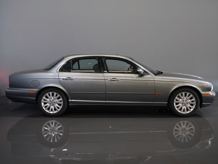 Jaguar XJ Sedan 3.0 V6 Executive Aut. Youngtimer/ Pano/ Leder/ Xenon/ Memory/ Cruise/ Stoelverw.