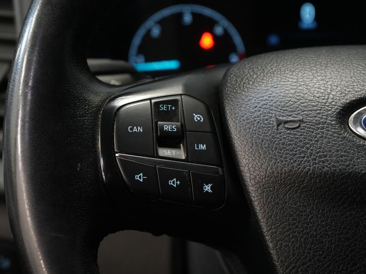 Ford Transit Custom Van 2.0 TDCI 130 CV L2 Carplay/ 2.8t Towingverm./ Seatverw./ Airco/ Navi/ Camera/ Cruise/ PDC